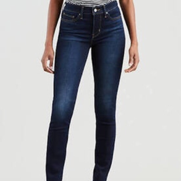 Levi’s sculpt jeans - Picture 1 of 4